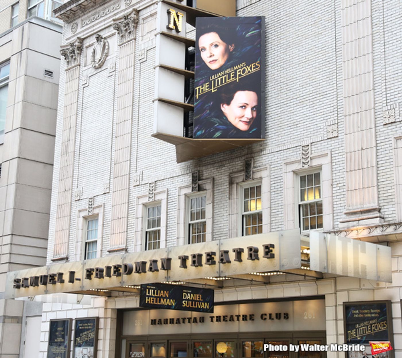 Up on the Marquee: THE LITTLE FOXES Image