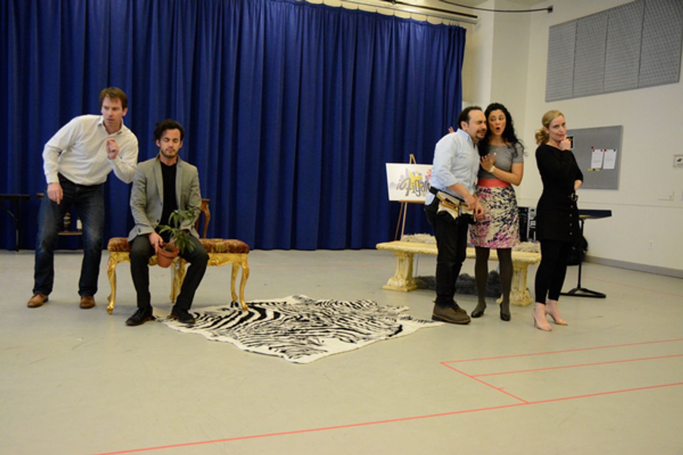 Photo Coverage: The Cast of FIGARO 90210 Meets The Press  Image