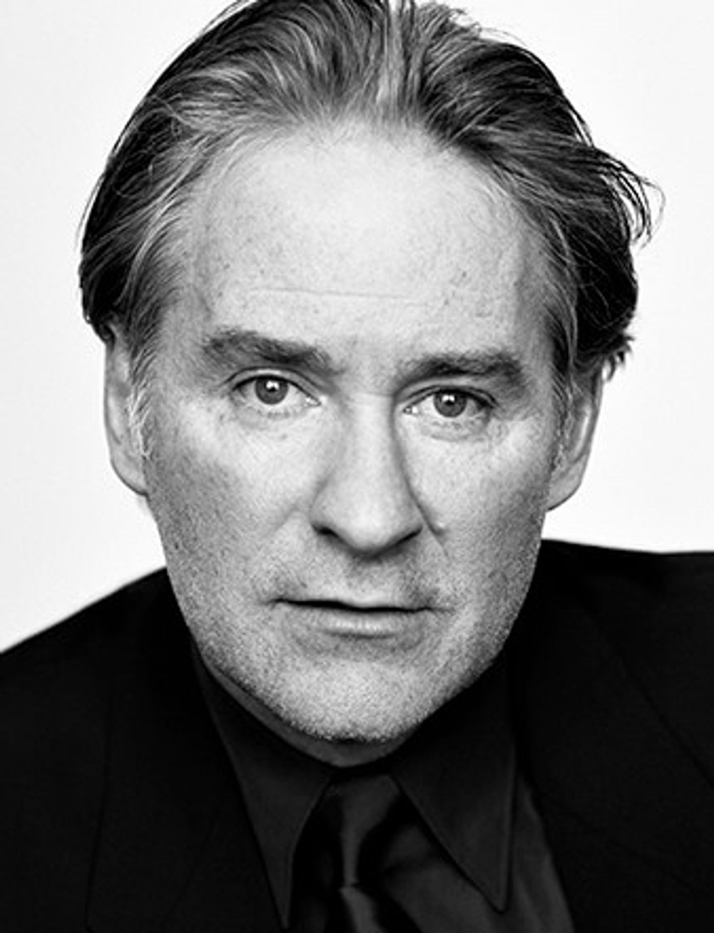 Get Ready to Guffaw! Meet the Full Company of PRESENT LAUGHTER, Opening Tonight on Broadway  Image