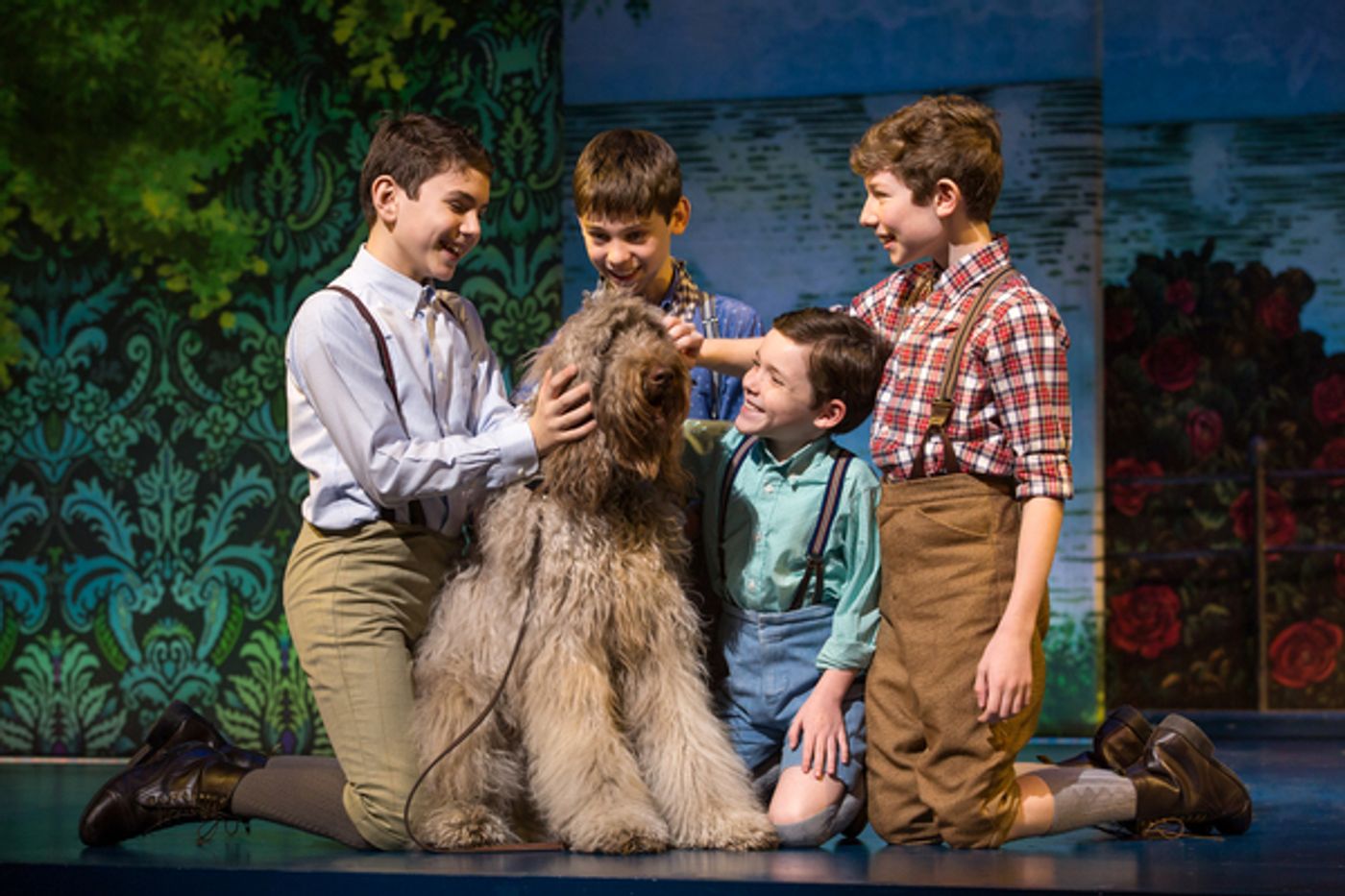 FINDING NEVERLAND Flies to The Hobby Center for the Performing Arts Image