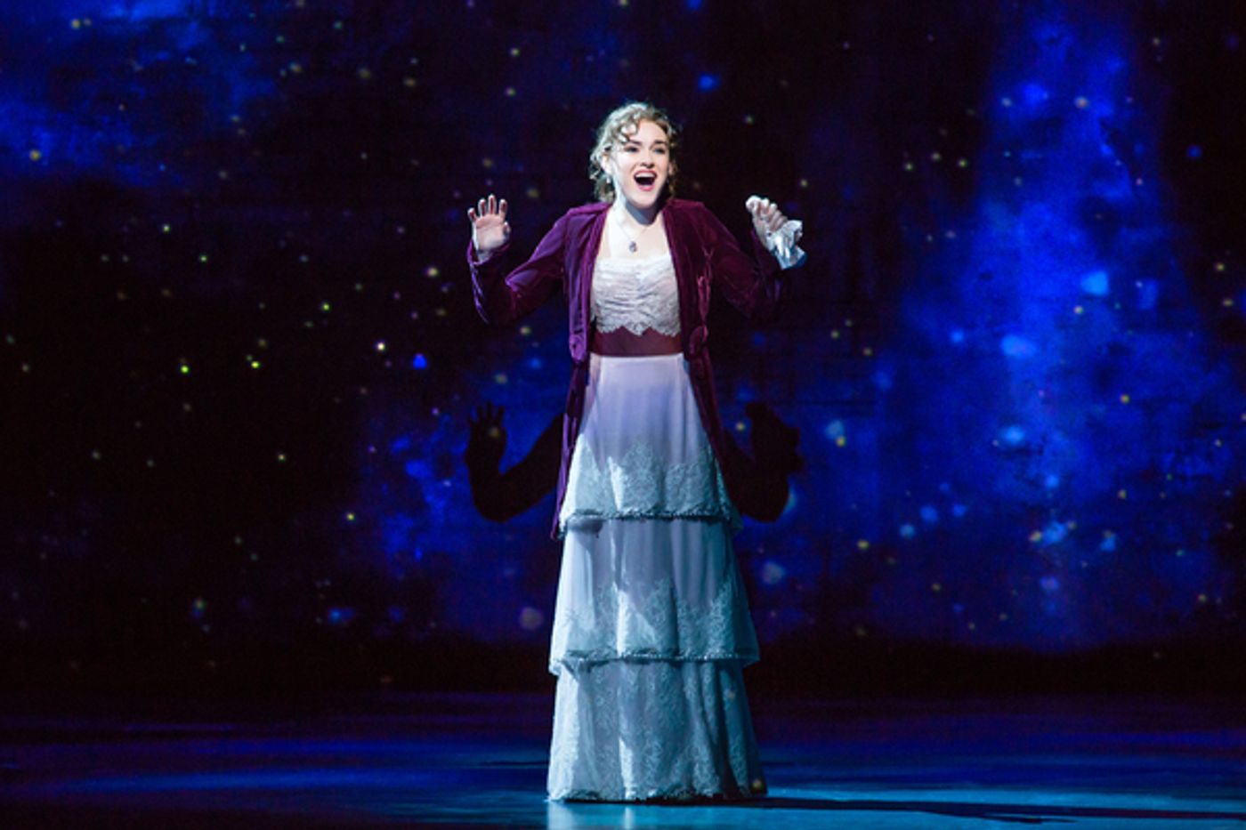 FINDING NEVERLAND Flies to The Hobby Center for the Performing Arts Image