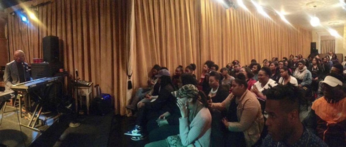 On April 3rd Gospel singer and Broadway gypsy, Donny McClurkin rendered a pop-up master class at the Mama Foundation for the Arts at the request of popular radio personality, producer and founder, Vy Higginsen. McClurkin appeared in the ensemble of t at 