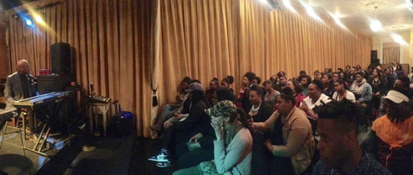 Photo Flash: Gospel Singer Donny McClurkin Holds Pop-Up Master Class with Harlem Music School  Image