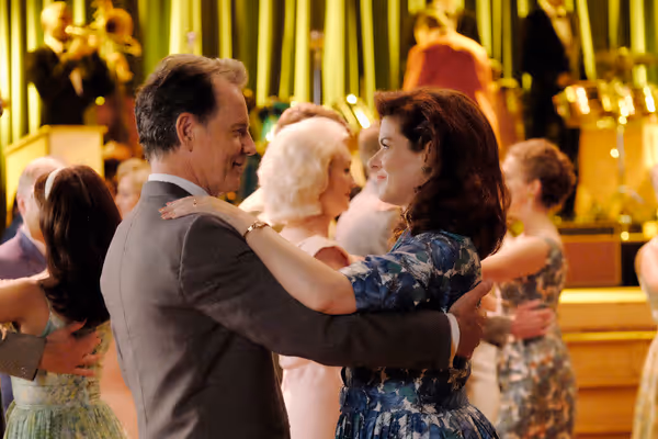 Bruce Greenwood, Debra Messing Photo