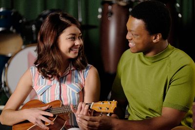 Sarah Hyland, J. Quinton Johnson Photo