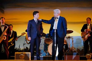 Trevor Einhorn, Tony Roberts @ BroadwayWorld Trevor Einhorn, Tony Roberts Photo