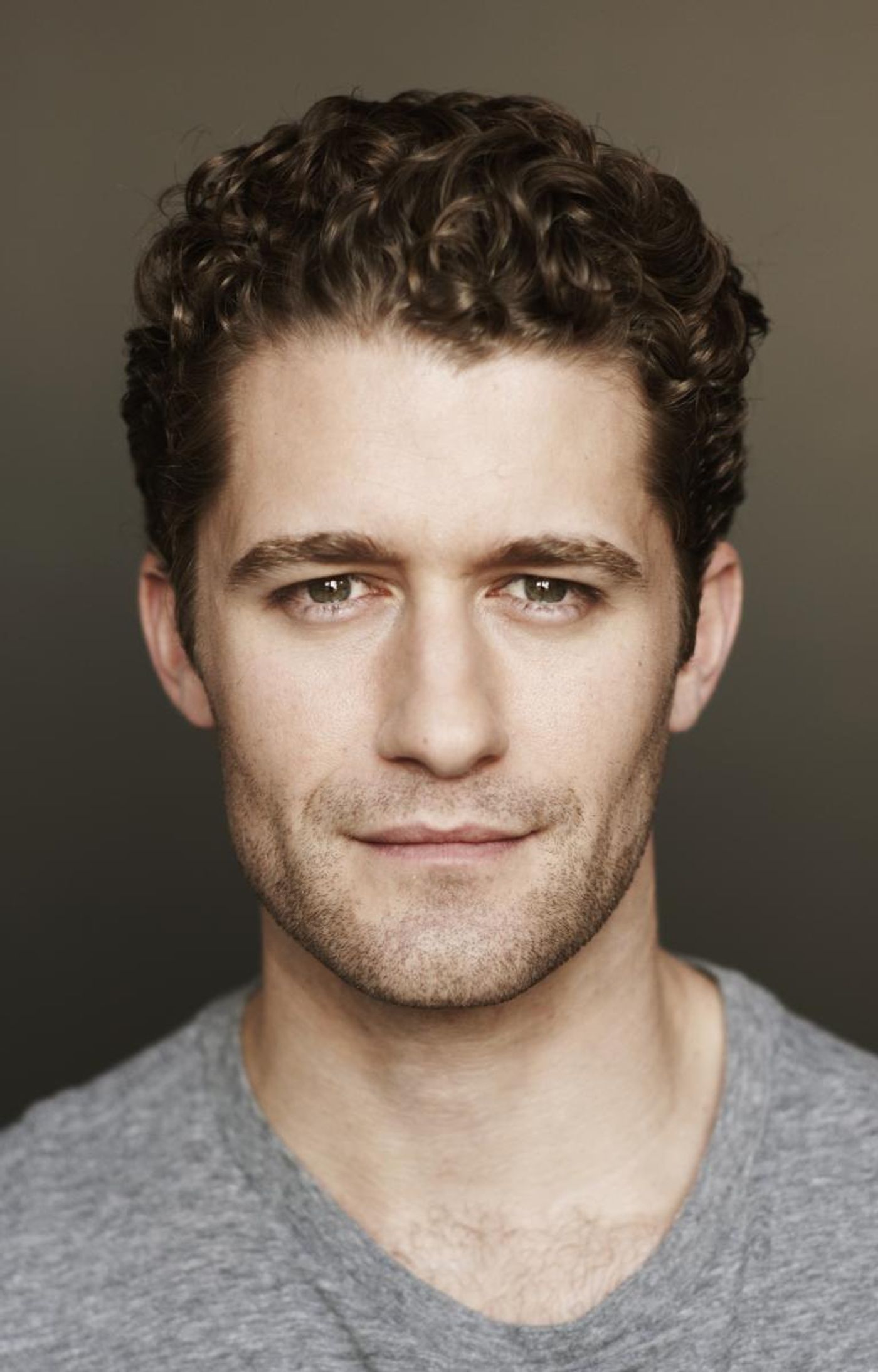 Review: With Effortless Style, Matthew Morrison Makes His Music City Debut Image