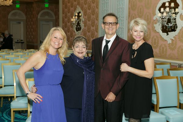 Mary Newis Photo