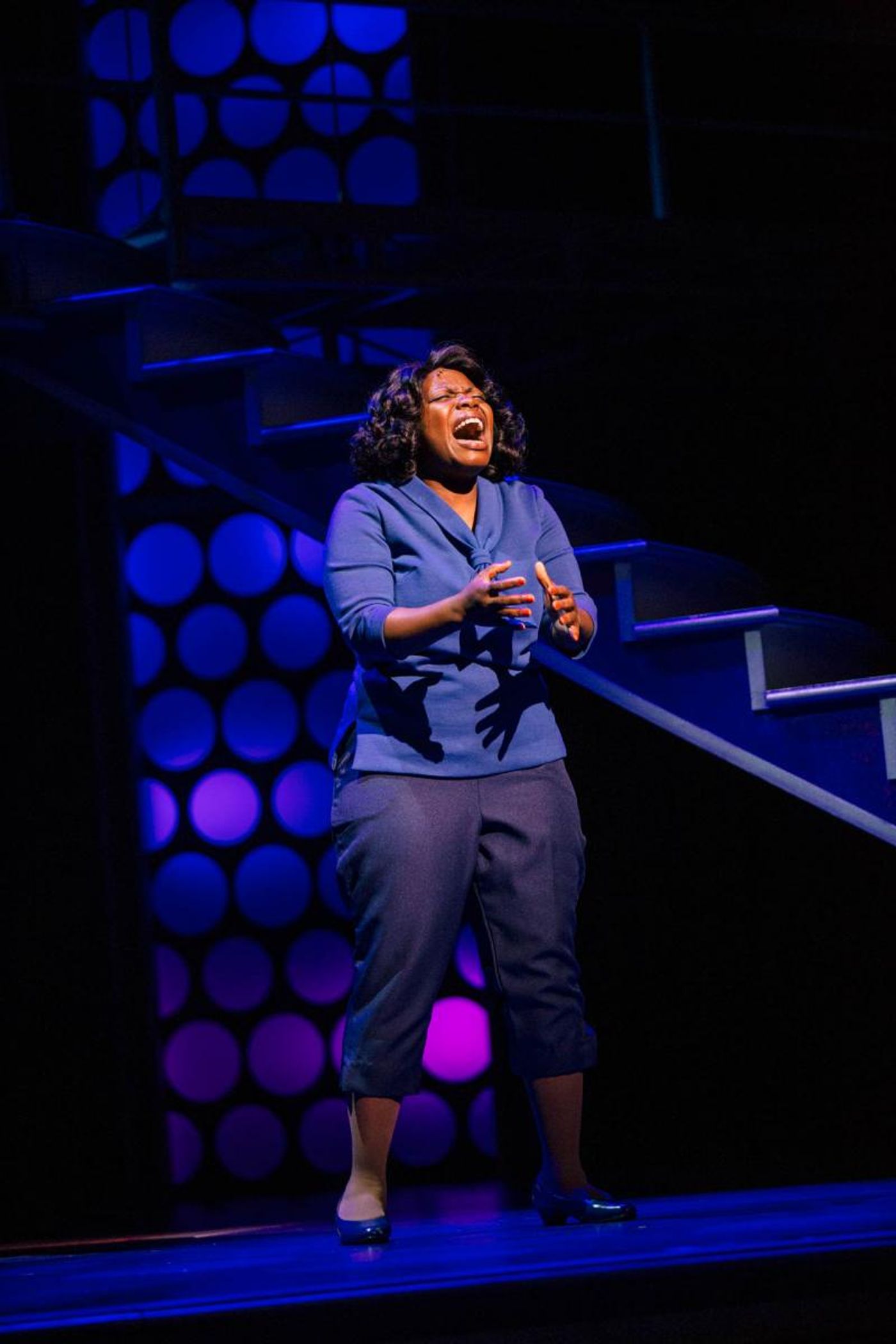 Review: DREAMGIRLS Sparkles and Shines at TUTS Image
