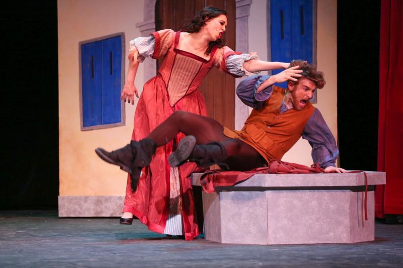 Review: Seattle Musical Theatre's KISS ME, KATE Not Tongue-In-Cheek Enough  Image