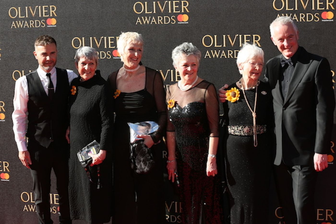 Photo Flash: Amber Riley, Billie Piper & More On 2017 Olivier Awards Red Carpet  Image