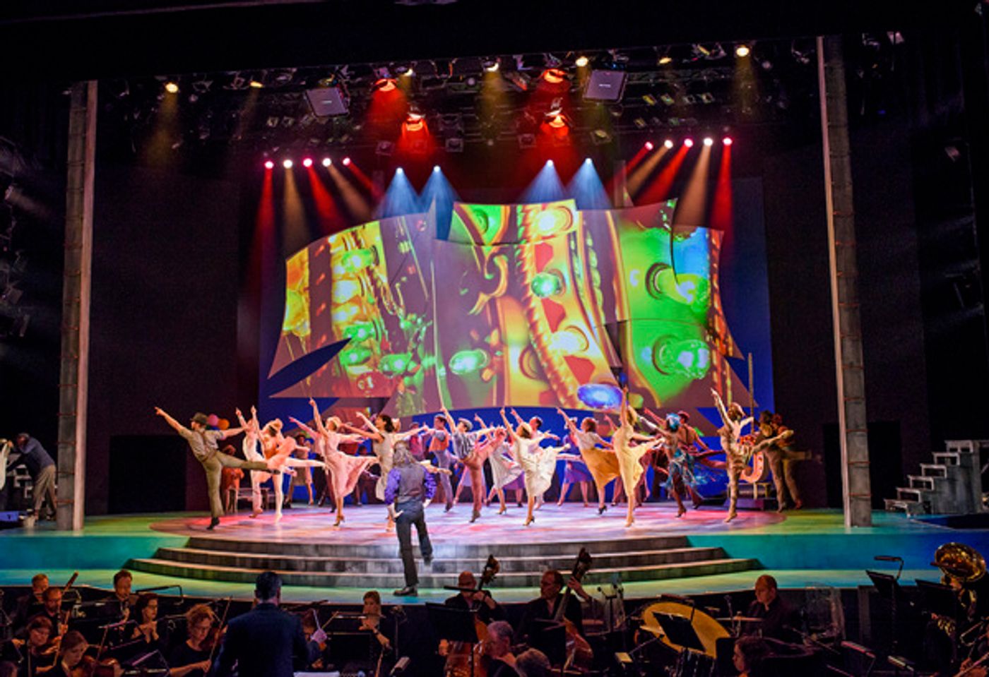 Photo Flash: First Look at Alfie Boe and the Cast of CAROUSEL at London Coliseum  Image