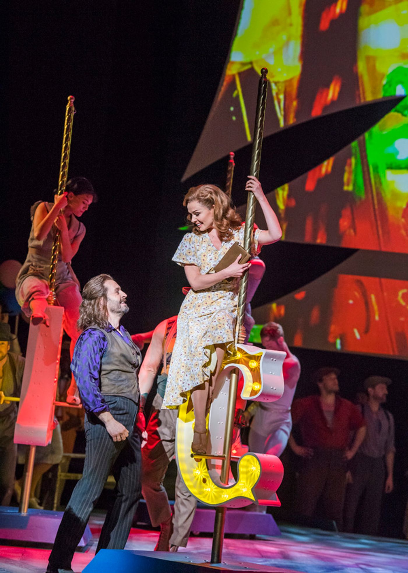 Photo Flash: First Look at Alfie Boe and the Cast of CAROUSEL at London Coliseum  Image