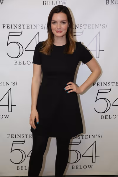 Jennifer Damiano Photo
