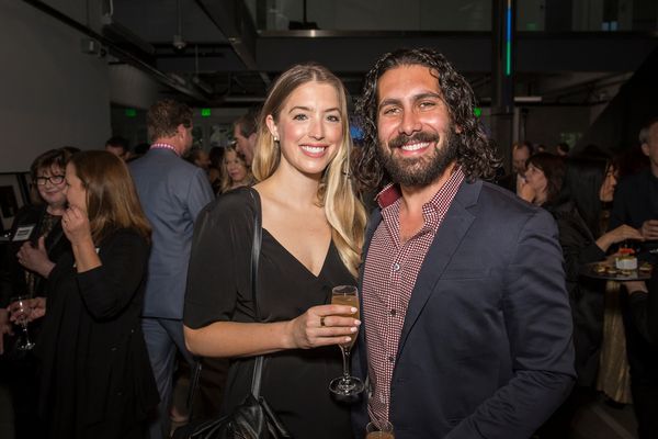 Daniel de Silva Photo