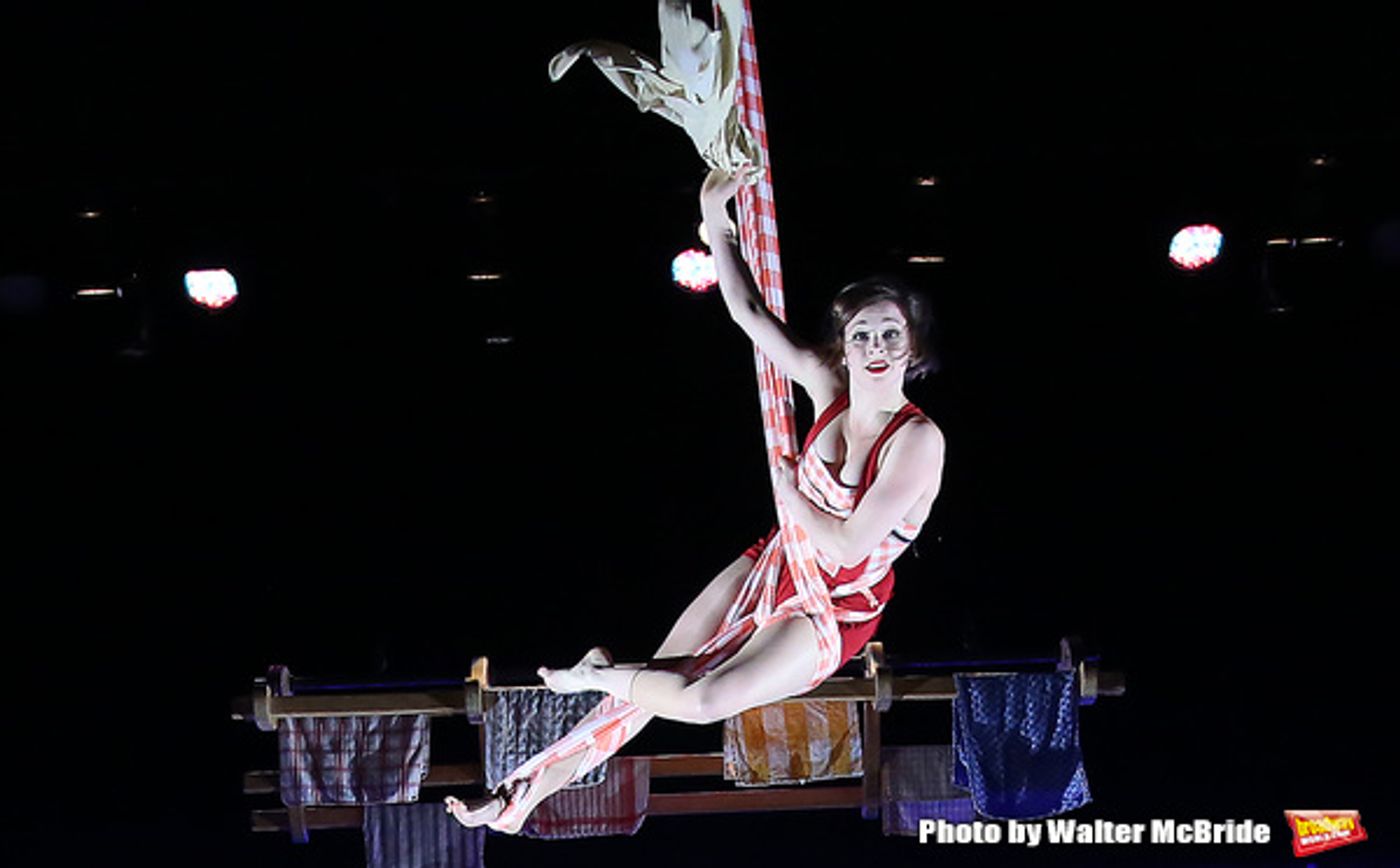 Photo Coverage: In Rehearsal with 7 Fingers for CUISINE & CONFESSIONS  Image