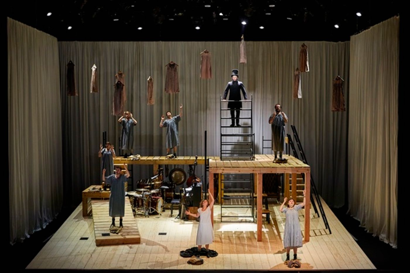 Photo Flash: First Look at New Stage Adaptation of JANE EYRE on Tour  Image