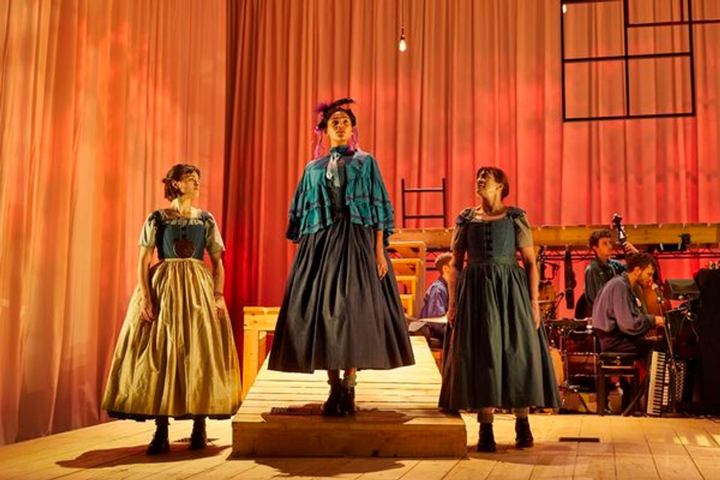 Photo Flash: First Look at New Stage Adaptation of JANE EYRE on Tour  Image