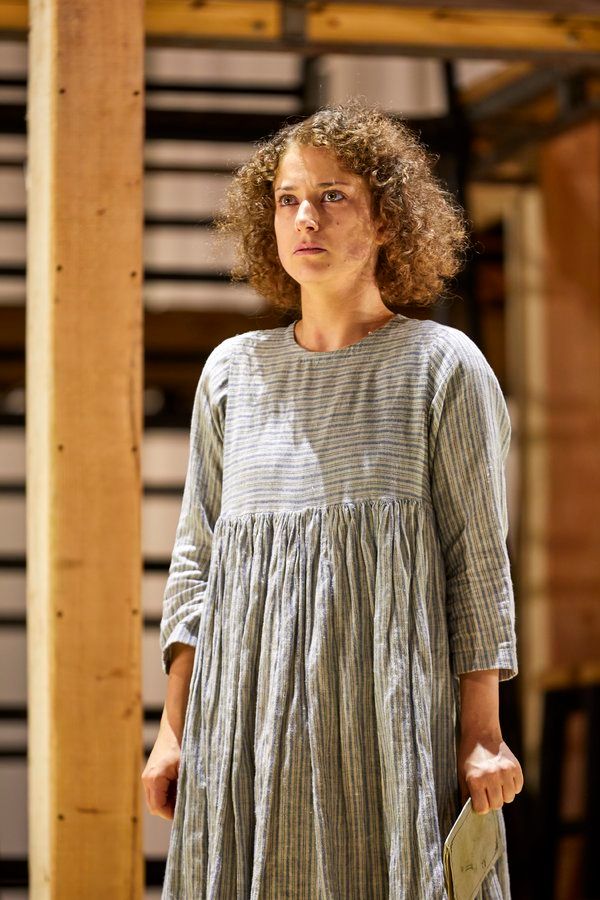 Nadia Clifford  Photo