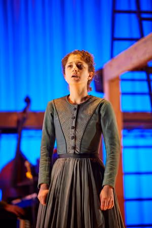 Nadia Clifford @ BroadwayWorld Nadia Clifford Photo