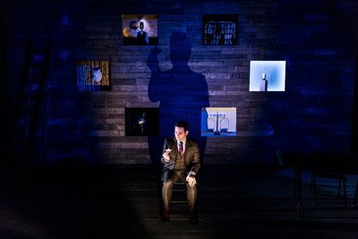 Derek DelGaudio Photo