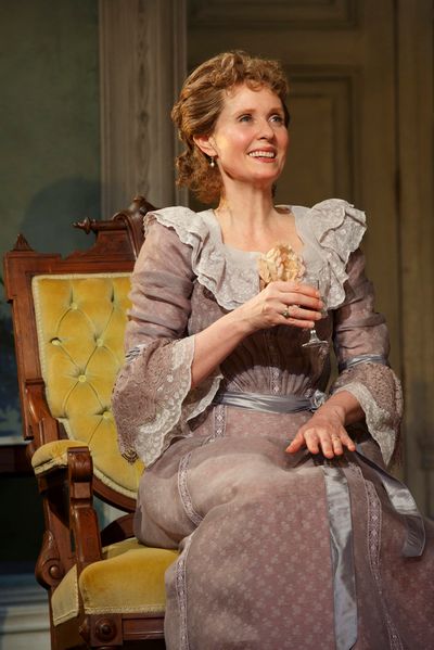 Cynthia Nixon Photo