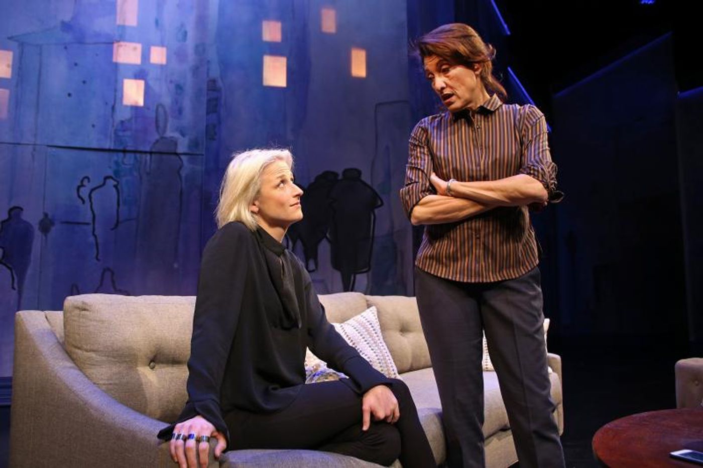 Review: Curiosity-Baiting New Play THE SIEGEL Brings Fresh Comedy to South Coast Repertory  Image