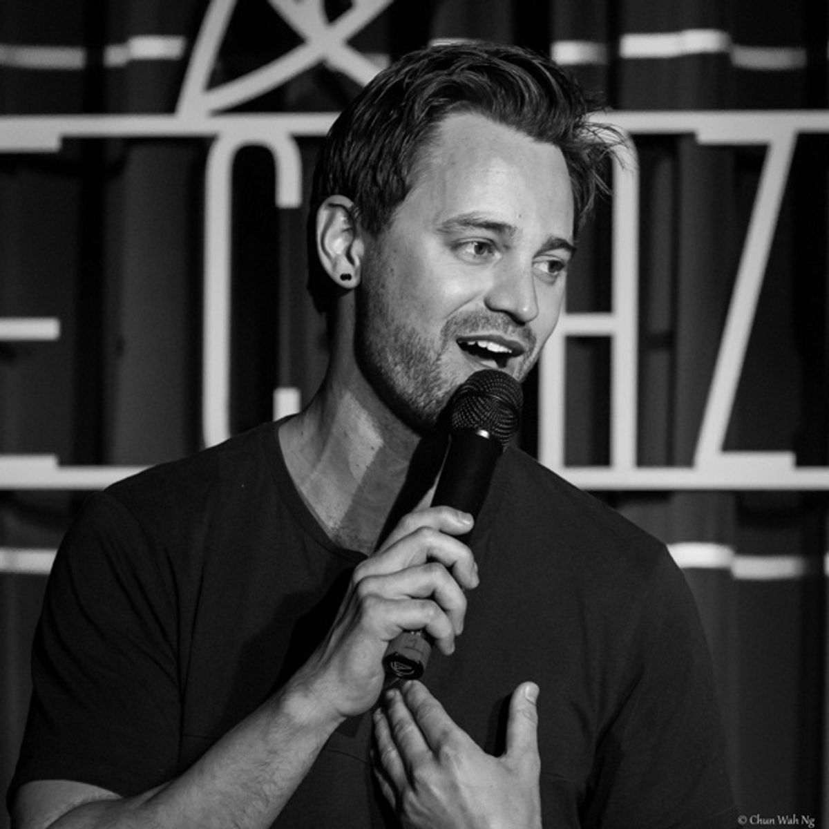 Simon Blake at Harold Sanditen's OPEN MIC PARTY Hosts 4th Birthday Bash at Live at Zedel