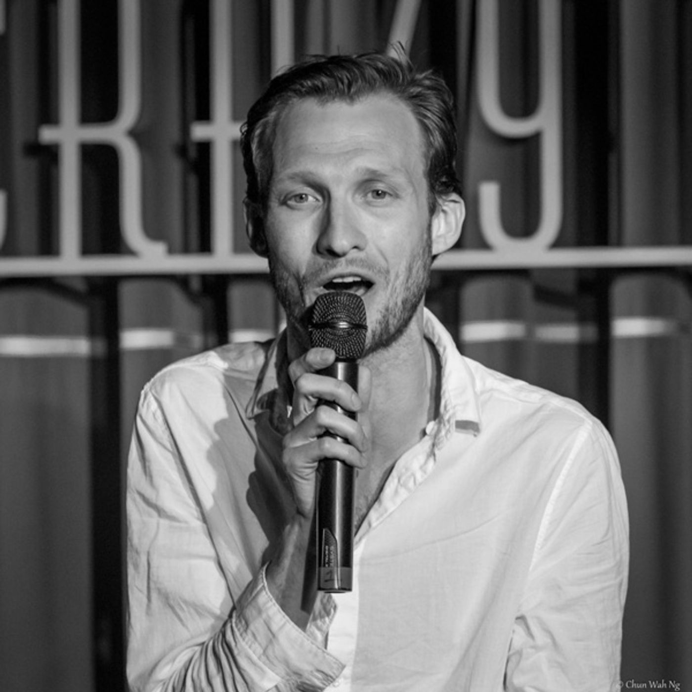Photo Flash: Harold Sanditen's OPEN MIC PARTY Hosts 4th Birthday Bash at Live at Zedel Photo Flash: Harold Sanditen's OPEN MIC PARTY Hosts 4th Birthday Bash at Live at Zedel Image