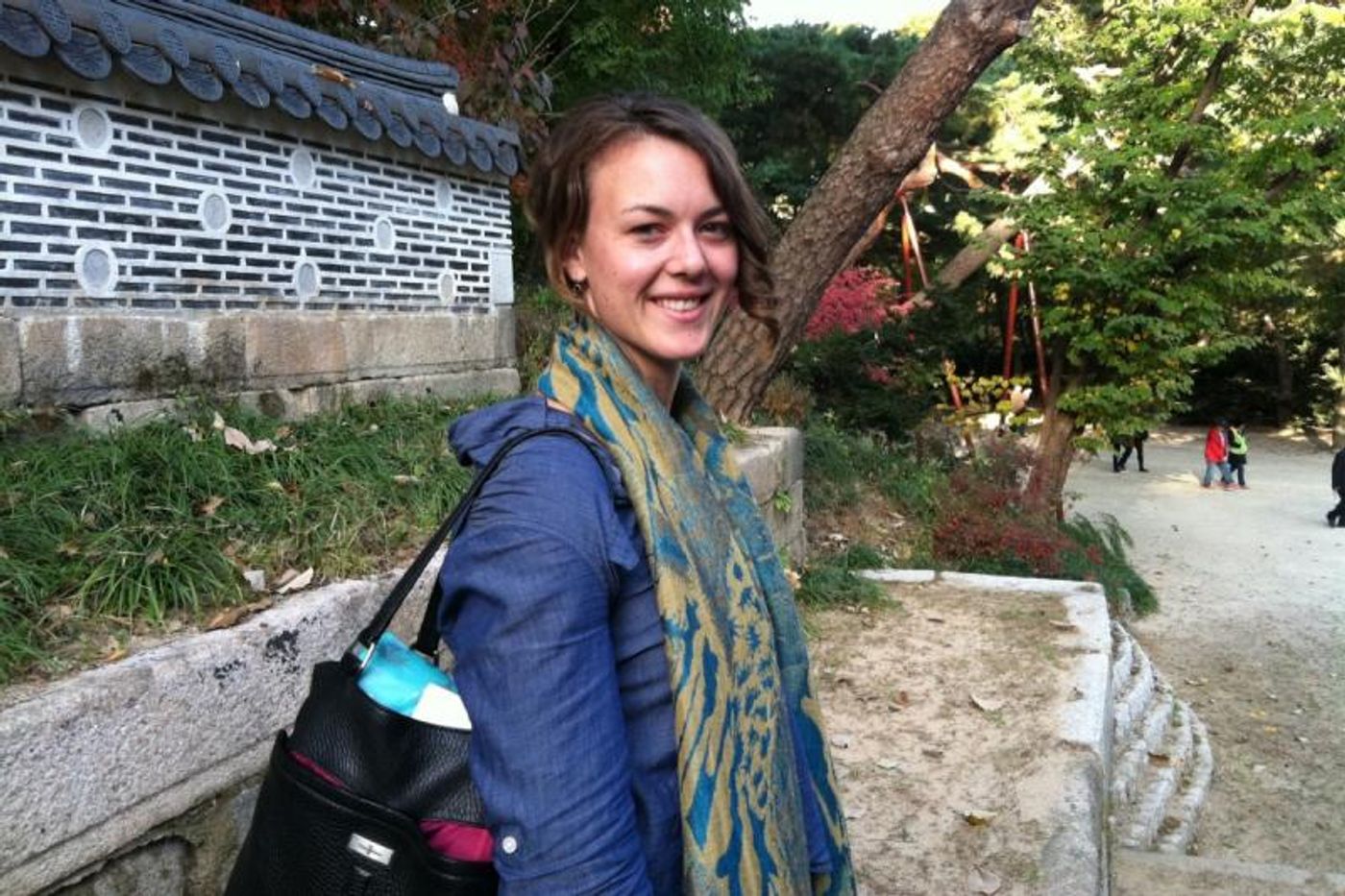 Theatre in Historic Places: FEFU AND HER FRIENDS in Aline Barnsdall's Hollyhock House  Image