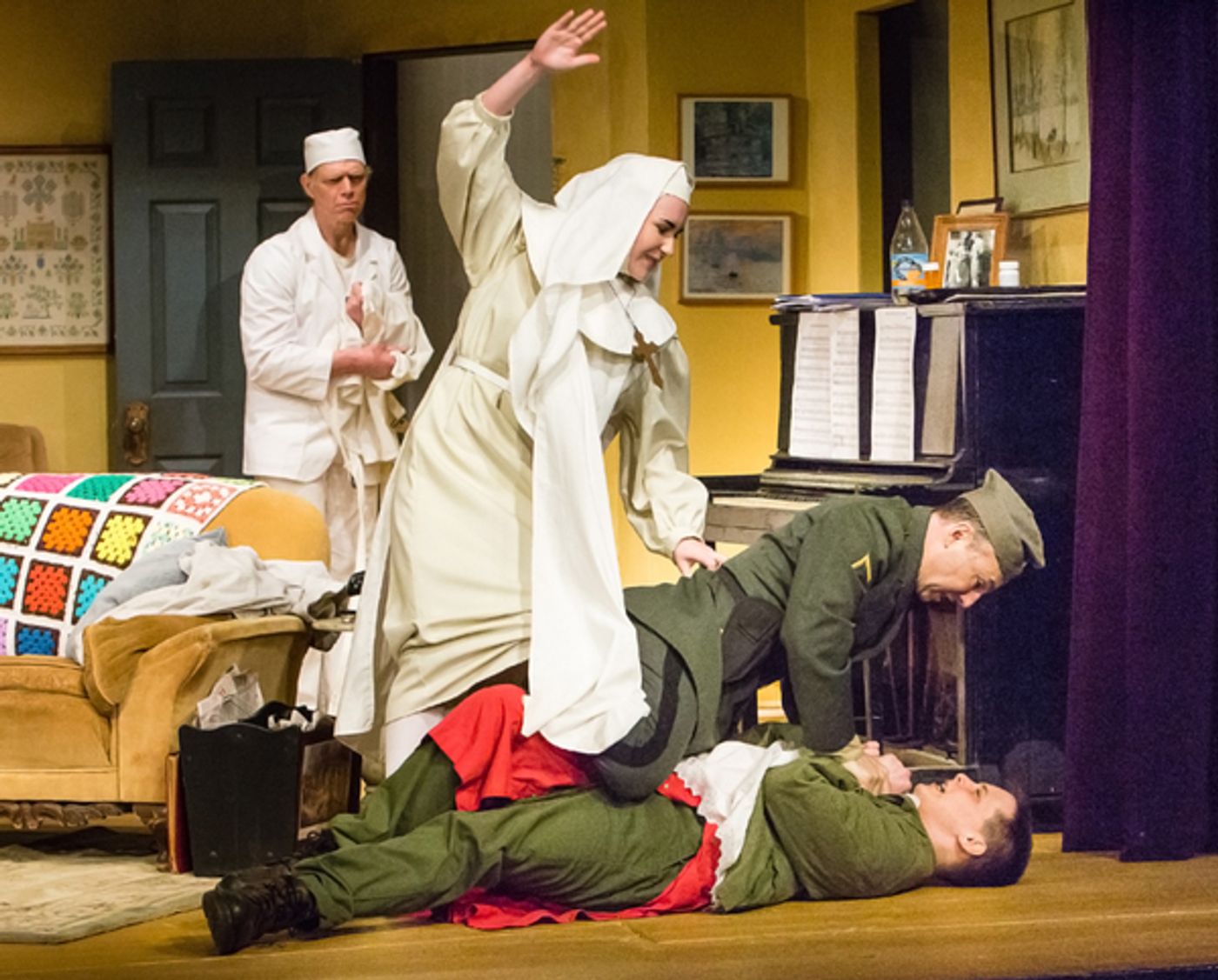 Photo Flash: First Look at THE HOUSE OF BLUE LEAVES at The Sherman Playhouse  Image