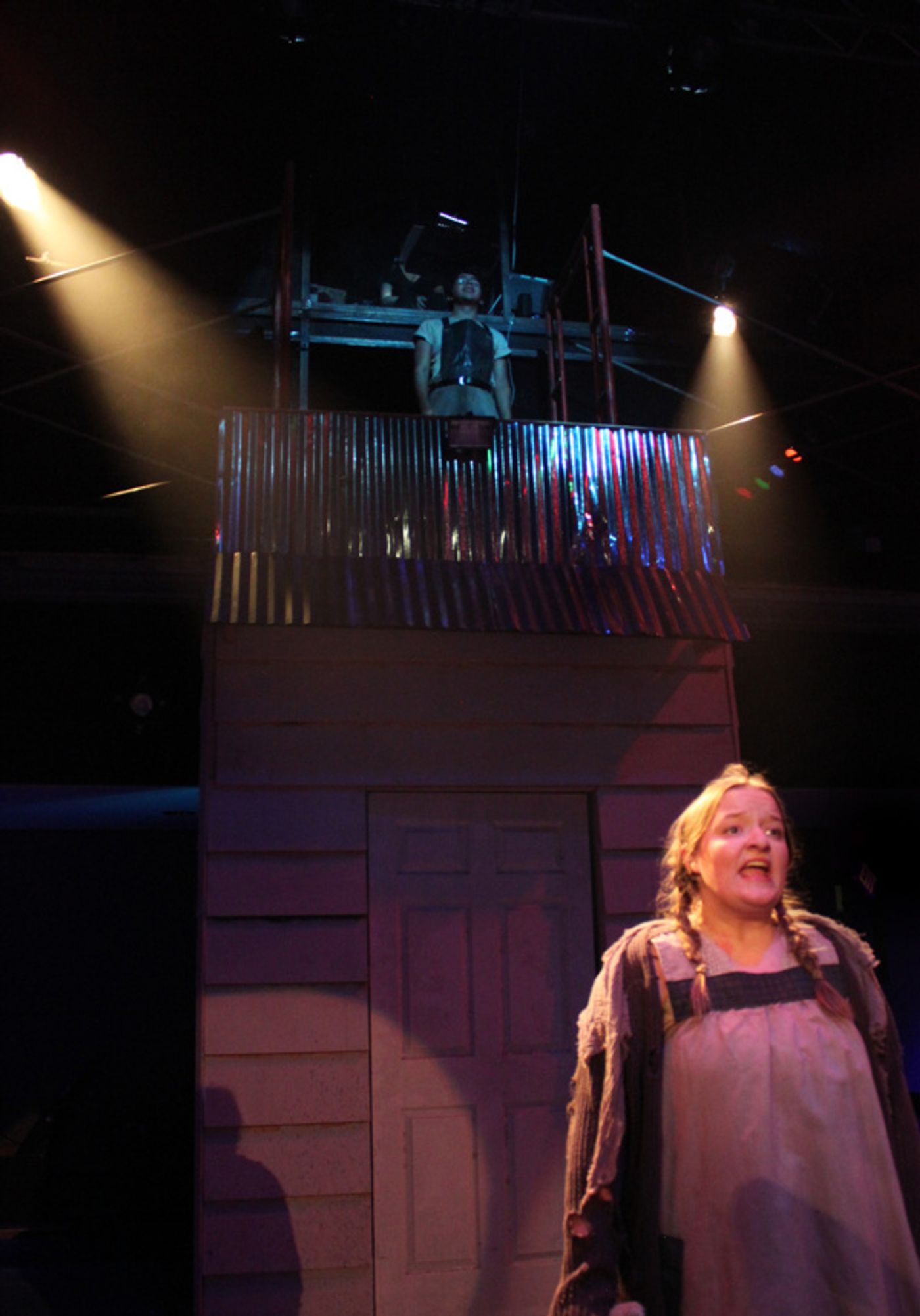 Photo Flash: First Look at Theatre Wesleyan's Immersive, 360-Degree URINETOWN: THE MUSICAL  Image