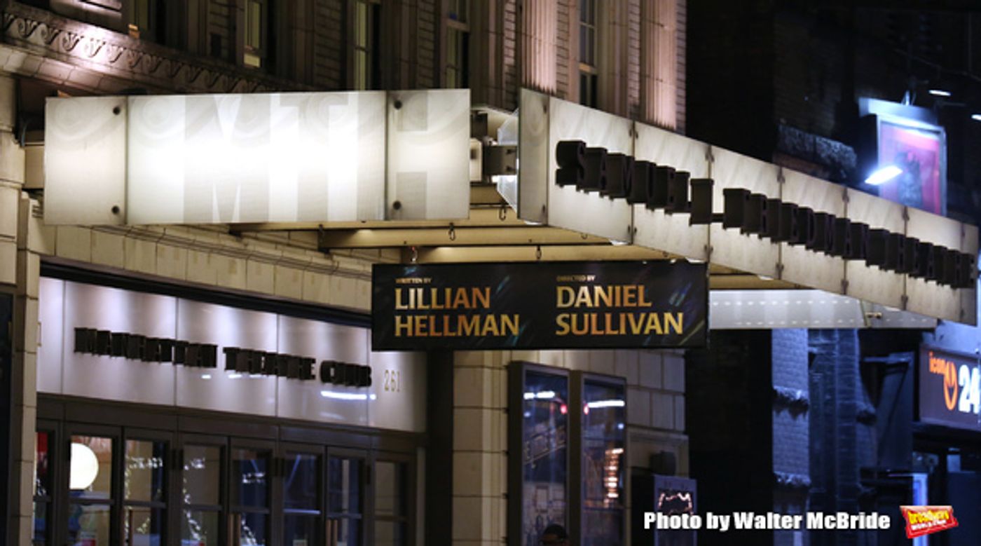 Photo Coverage: Laura Linney & Cynthia Nixon Take Opening Night Bows in THE LITTLE FOXES!  Image