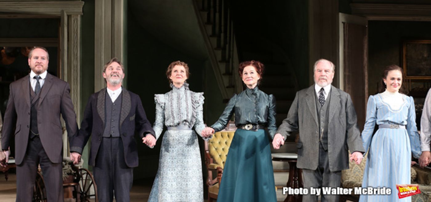 Photo Coverage: Laura Linney & Cynthia Nixon Take Opening Night Bows in THE LITTLE FOXES!  Image