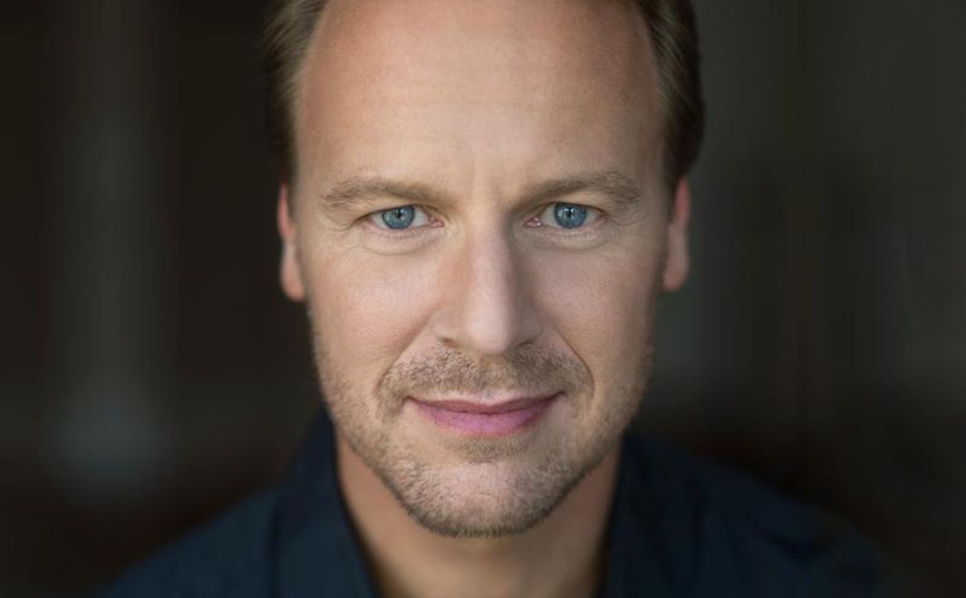 In a Crowd of Thousands! Meet the Full Company of ANASTASIA, Opening Tonight on Broadway  Image