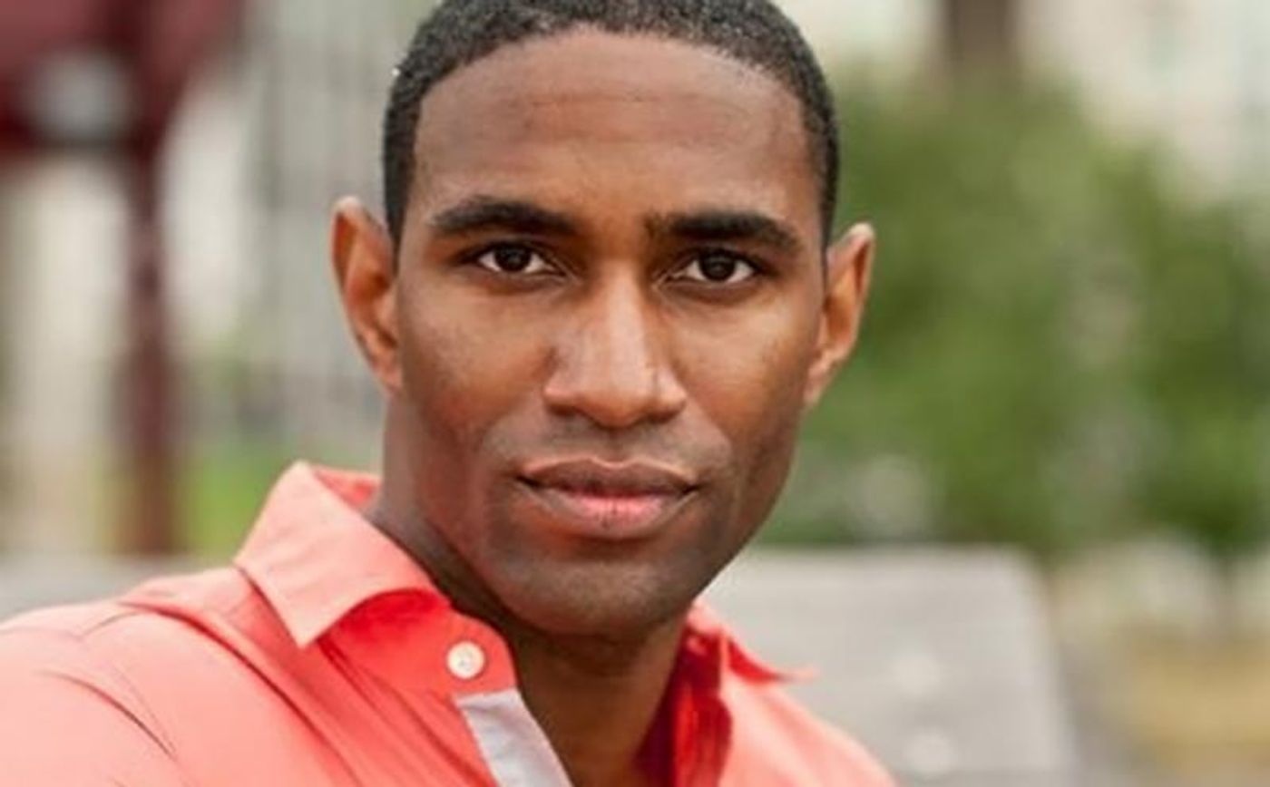 In a Crowd of Thousands! Meet the Full Company of ANASTASIA, Opening Tonight on Broadway  Image