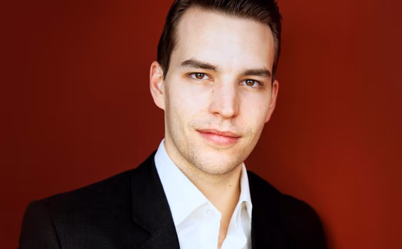 In a Crowd of Thousands! Meet the Full Company of ANASTASIA, Opening Tonight on Broadway  Image