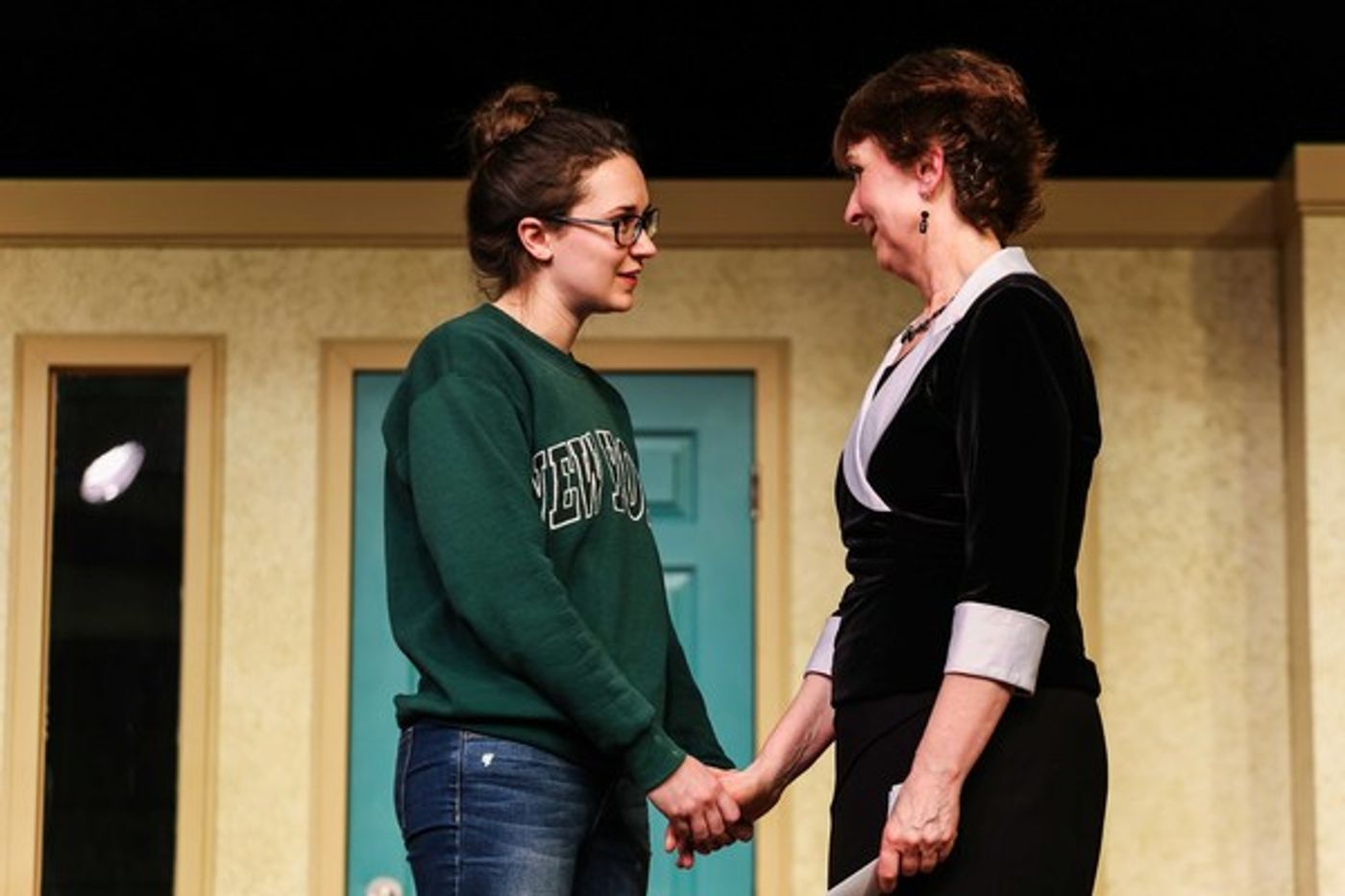 Photo Flash: Hilarity Ensues in Tacoma Little Theatre's EXIT LAUGHING  Image