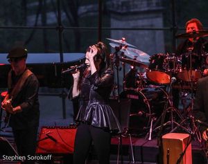 Lynda Carter @ BroadwayWorld Lynda Carter Photo