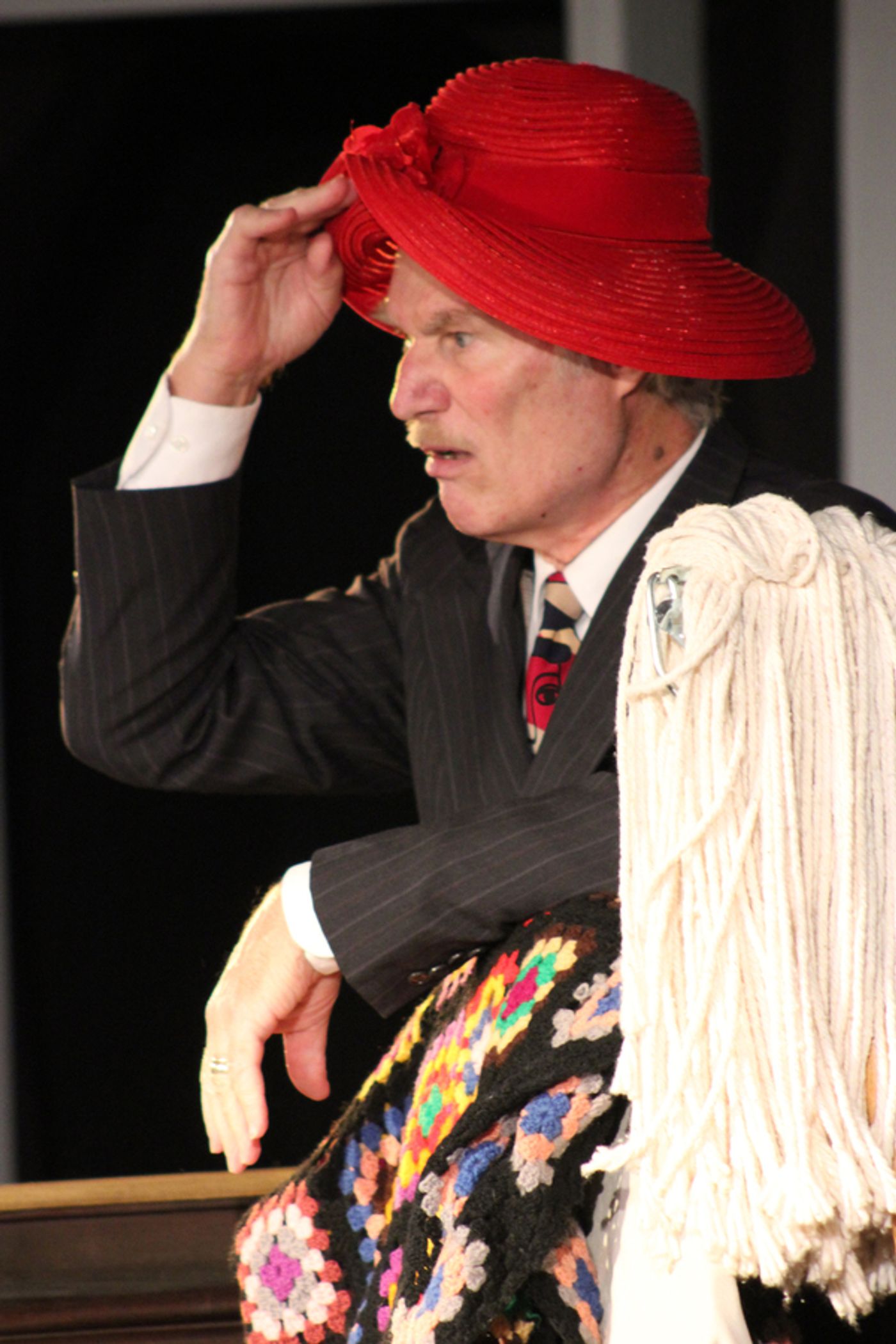 Photo Flash: BARRYMORE Takes a Dry, Humorous Look at a Theatre Legend  Image