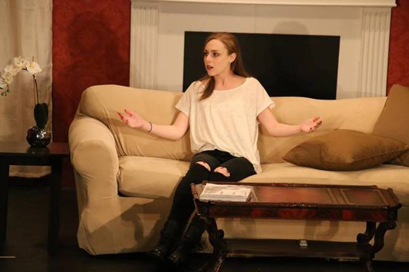 Photo Flash: The Company Theatre Group Presents David Lindsay-Abaire's RABBIT HOLE Photo Flash: The Company Theatre Group Presents David Lindsay-Abaire's RABBIT HOLE Image