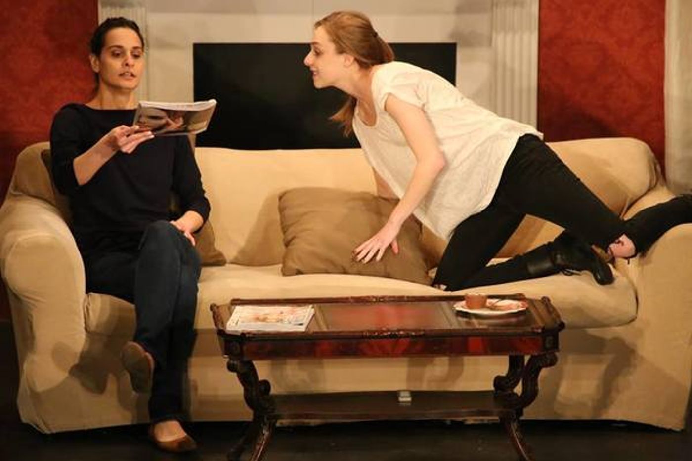 Photo Flash: The Company Theatre Group Presents David Lindsay-Abaire's RABBIT HOLE Photo Flash: The Company Theatre Group Presents David Lindsay-Abaire's RABBIT HOLE Image