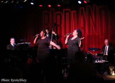 Billy Stritch, Capathia Jenkins, Steve Doyle, Aisha de Haas and Paul Davis Photo