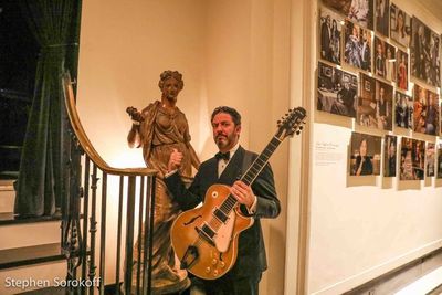 John Pizzarelli Photo