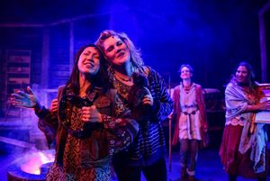 Foline Roos, Britain Gebhardt, Maeghan Looney and Demi Zaino Photo