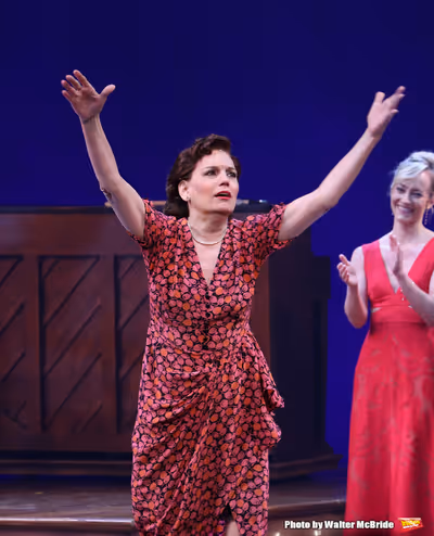 Beth Leavel and cast  Photo