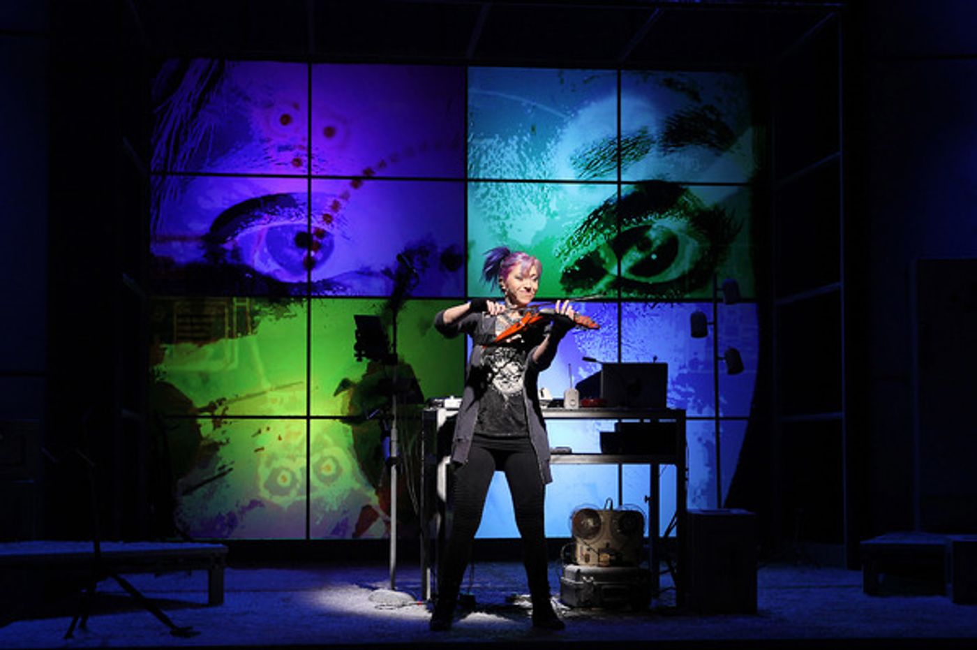 Photo Flash: First Look at Wade McCollum and Val Vigoda in ERNEST SHACKLETON LOVES ME Off-Broadway  Image