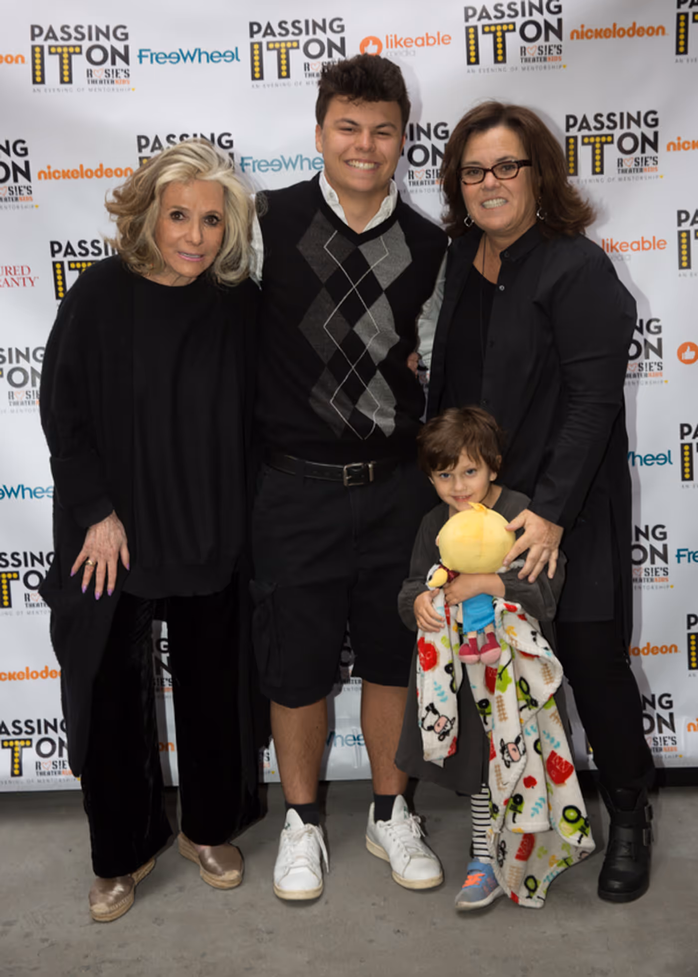Photo Flash: Jessie Mueller, Christopher Jackson, Adrienne Warren and More Take Part in Rosie's Theater Kids' PASSING IT ON Benefit  Image