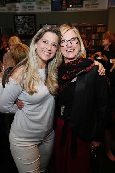 Victoria Strombom with Martha Simkins-Davis. Photo