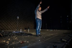 Simon McBurney Photo